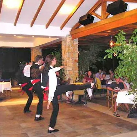 Three Stars Hotel 2*